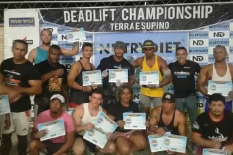 Strongman Deadlift Potycabana